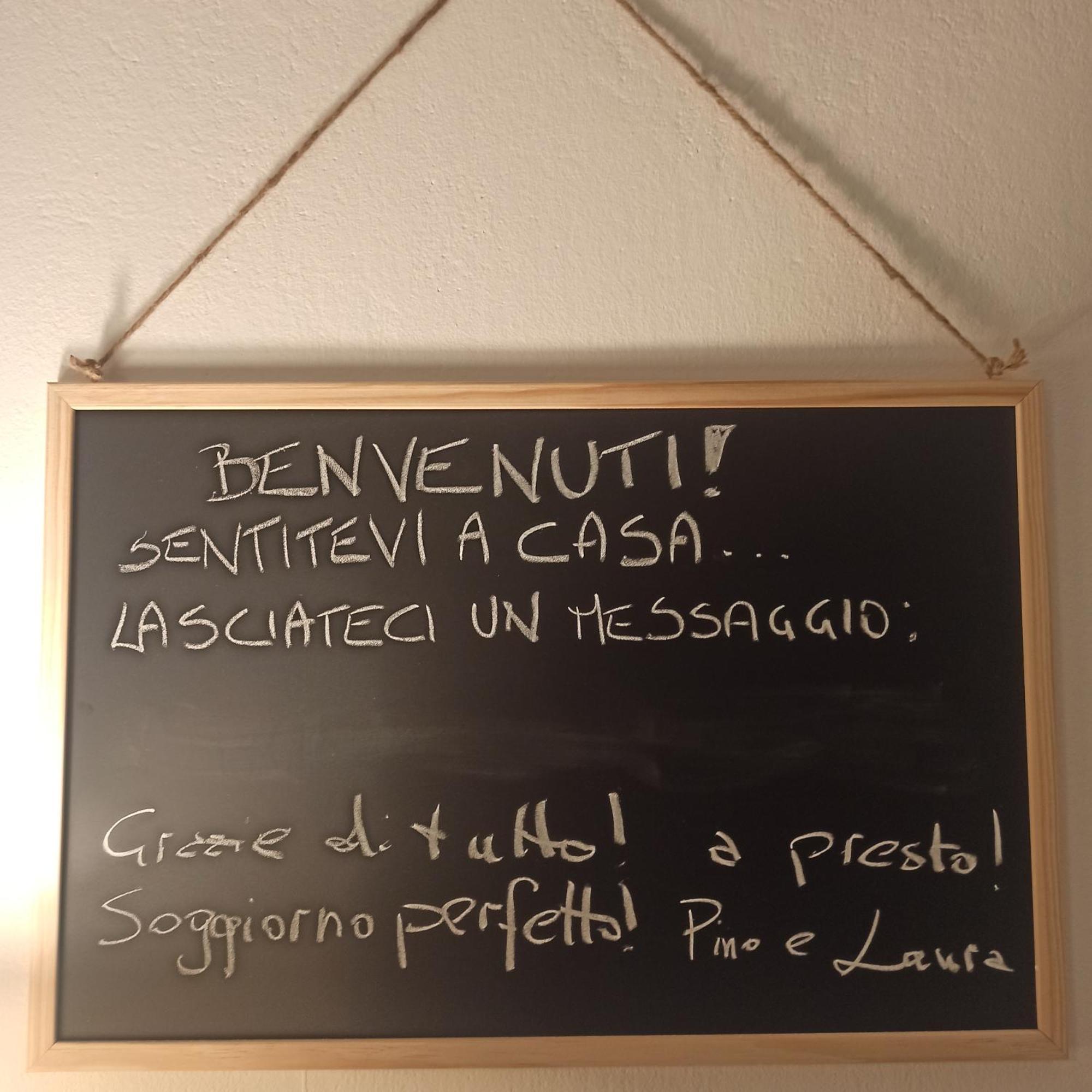 Florence Castle Apartment 2 Bedrooms, 2 Bathrooms מראה חיצוני תמונה
